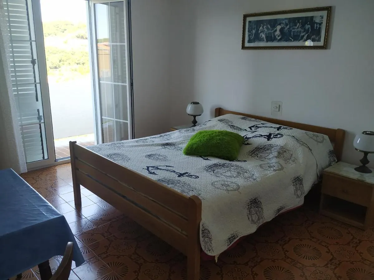 Hotel Kuca Carmen Rab Town Gasthof