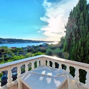 Apartman Fafandjel, Rab Town